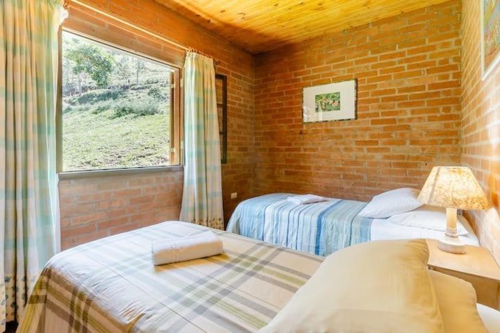 Chale Vale Do Coimbra Chalet *